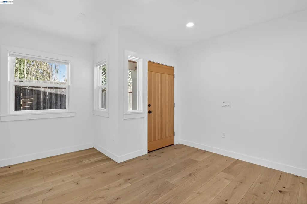 912-914 61st Street Oakland CA 94608