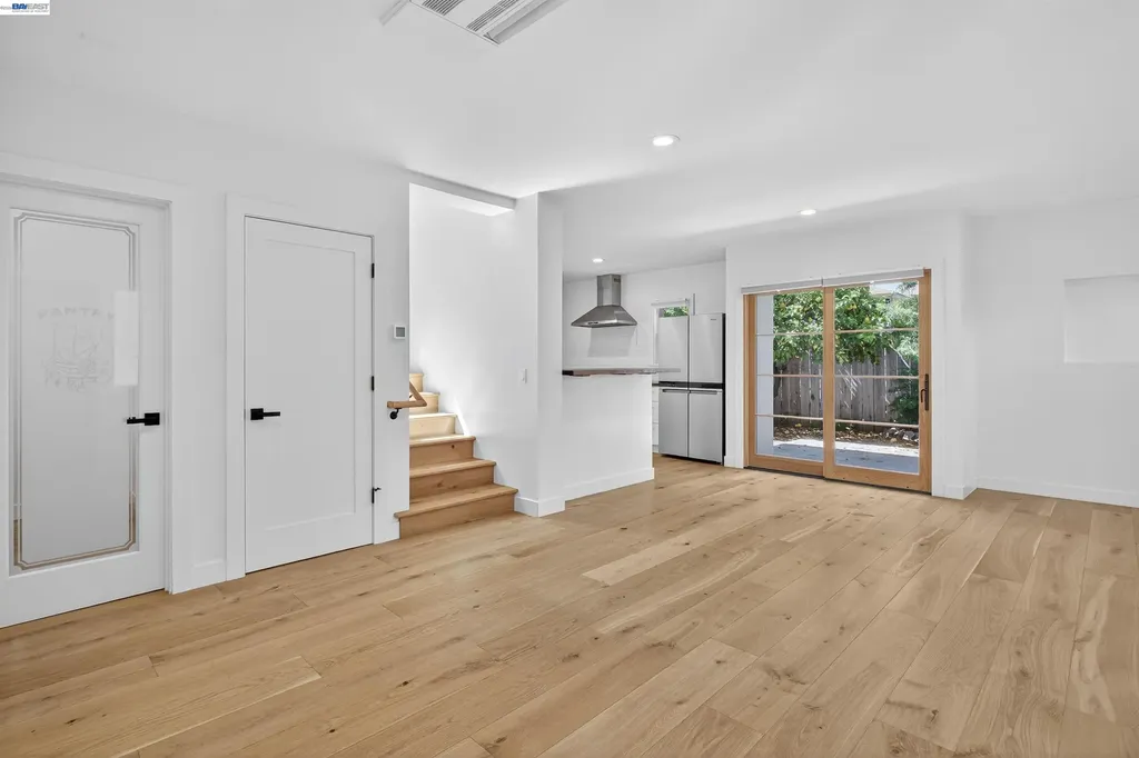 912-914 61st Street Oakland CA 94608