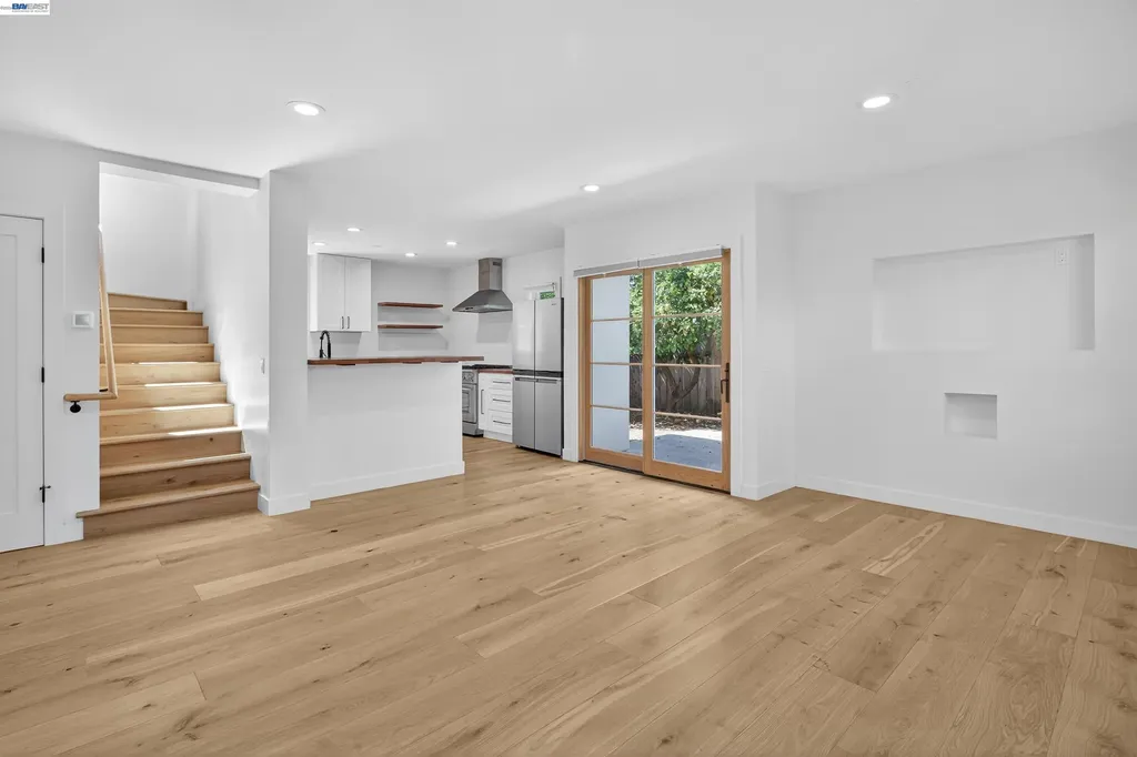 914 61st Street Oakland CA 94608