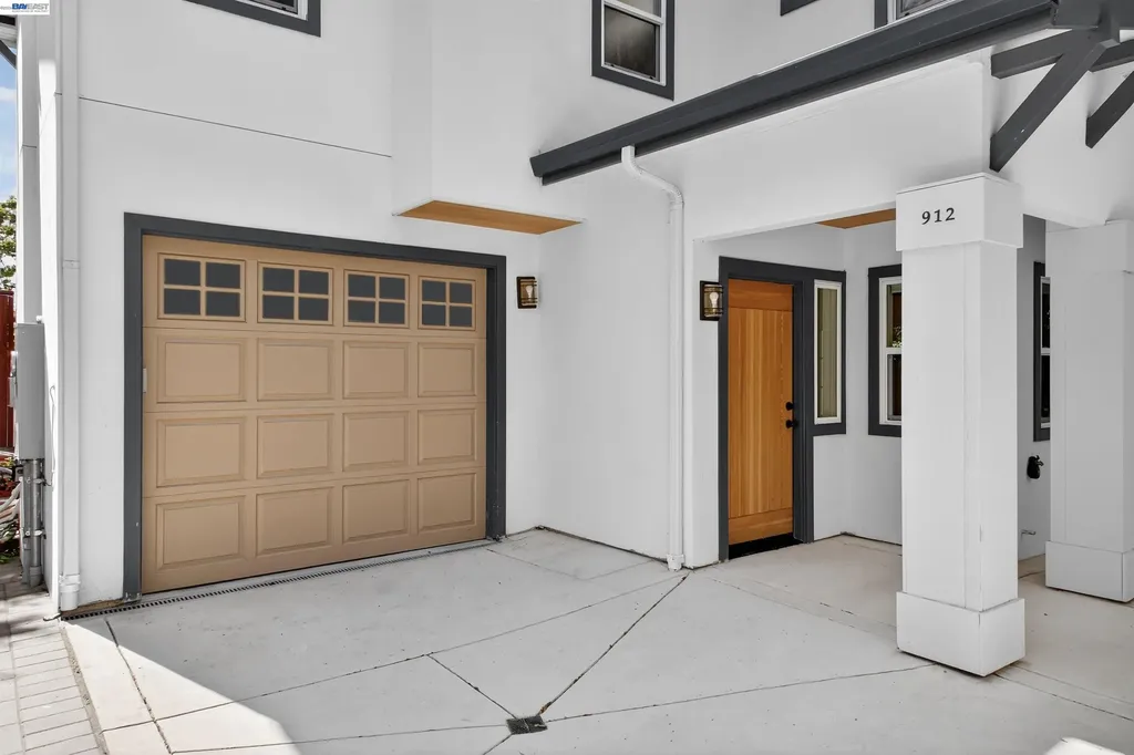 914 61st Street Oakland CA 94608