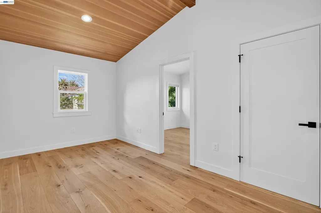 914 61st Street Oakland CA 94608