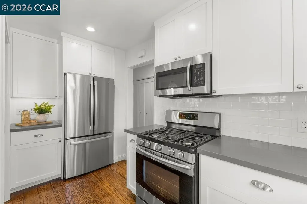 30 Maple Lane Walnut Creek CA 94595