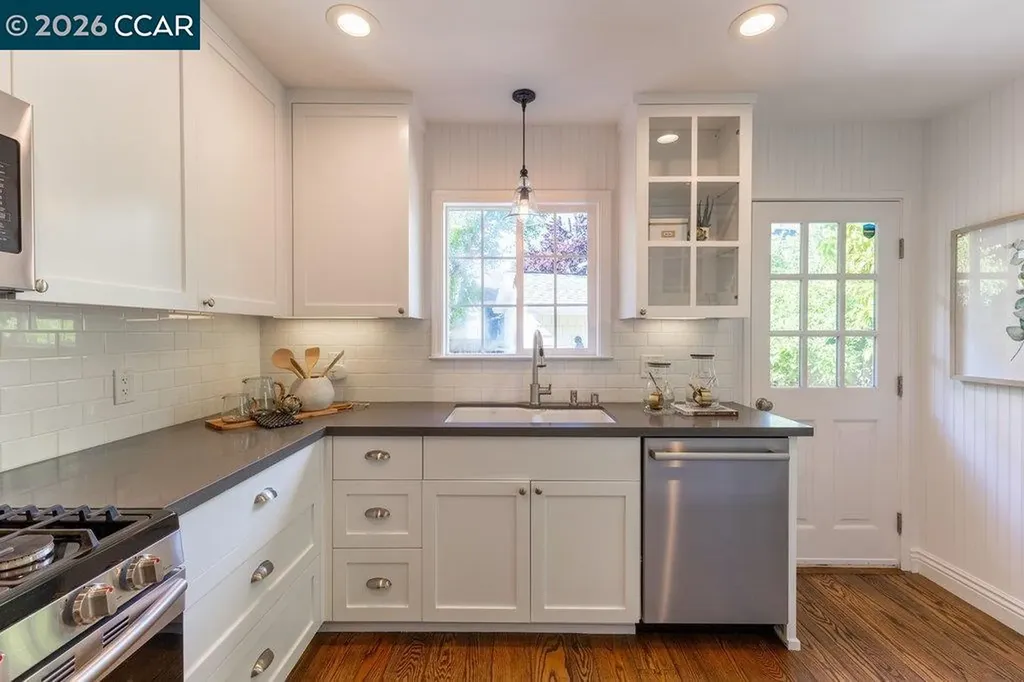 30 Maple Lane Walnut Creek CA 94595