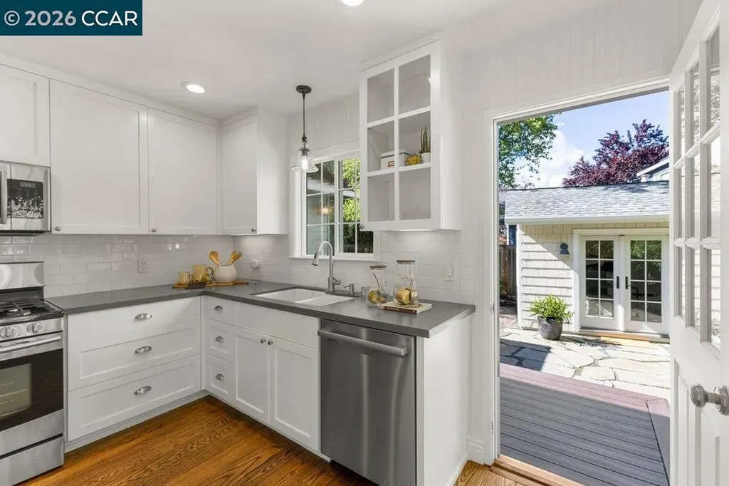 30 Maple Lane Walnut Creek CA 94595