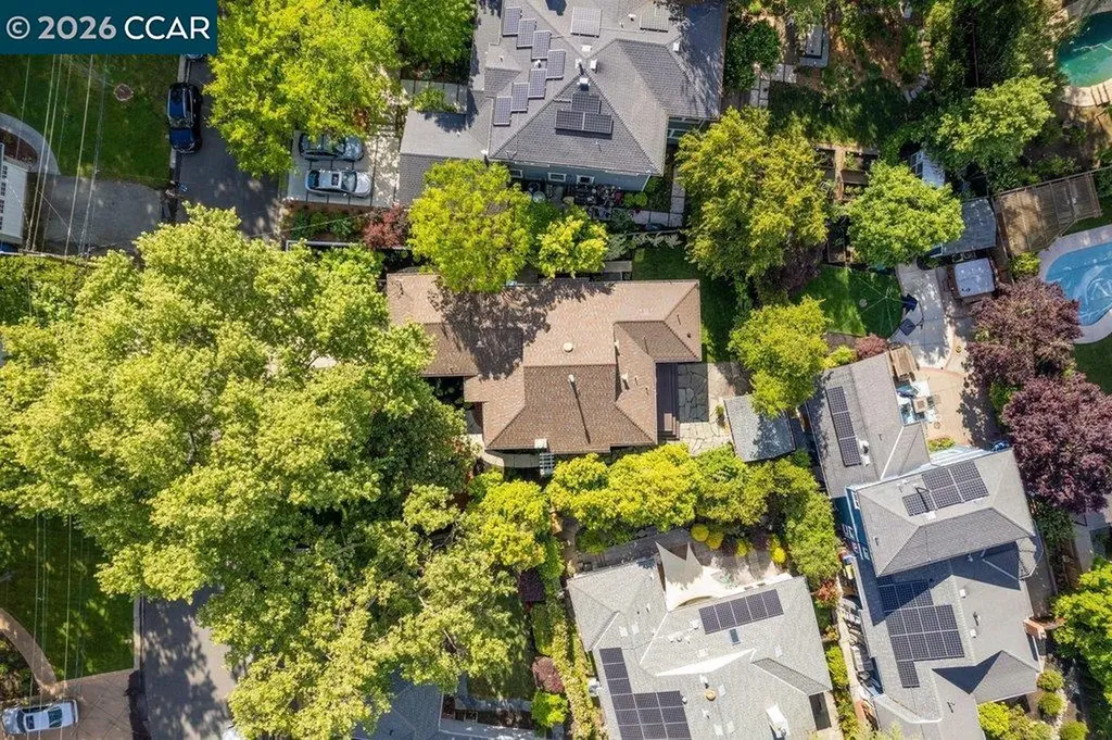 30 Maple Lane Walnut Creek CA 94595