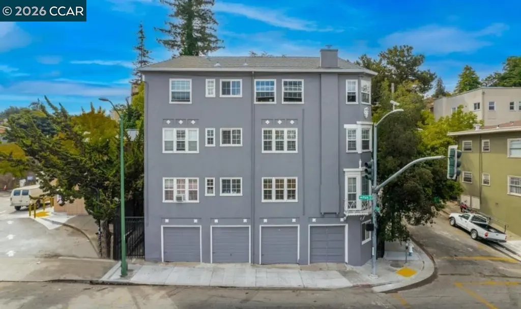 1000 33rd Street Oakland CA 94610