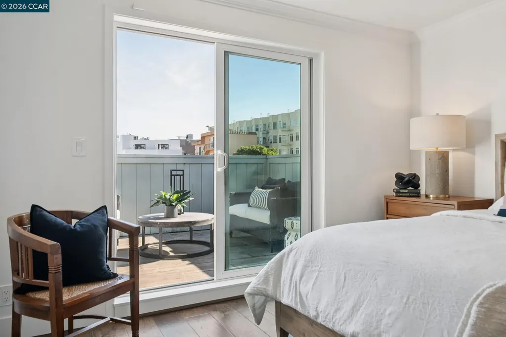 3058 Polk Street San Francisco CA 94109