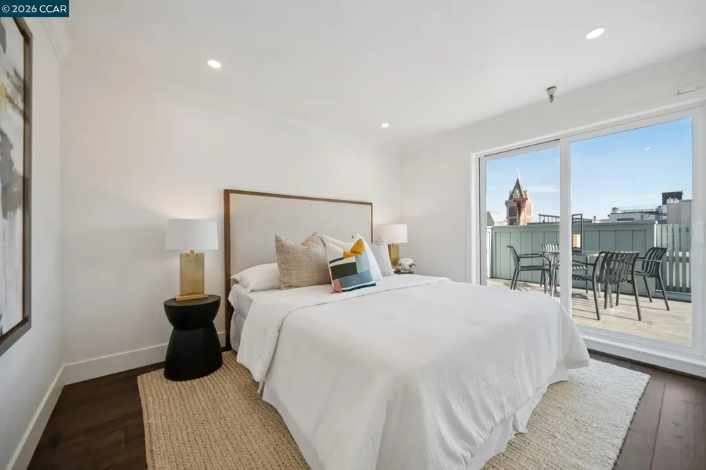 3058 Polk Street San Francisco CA 94109