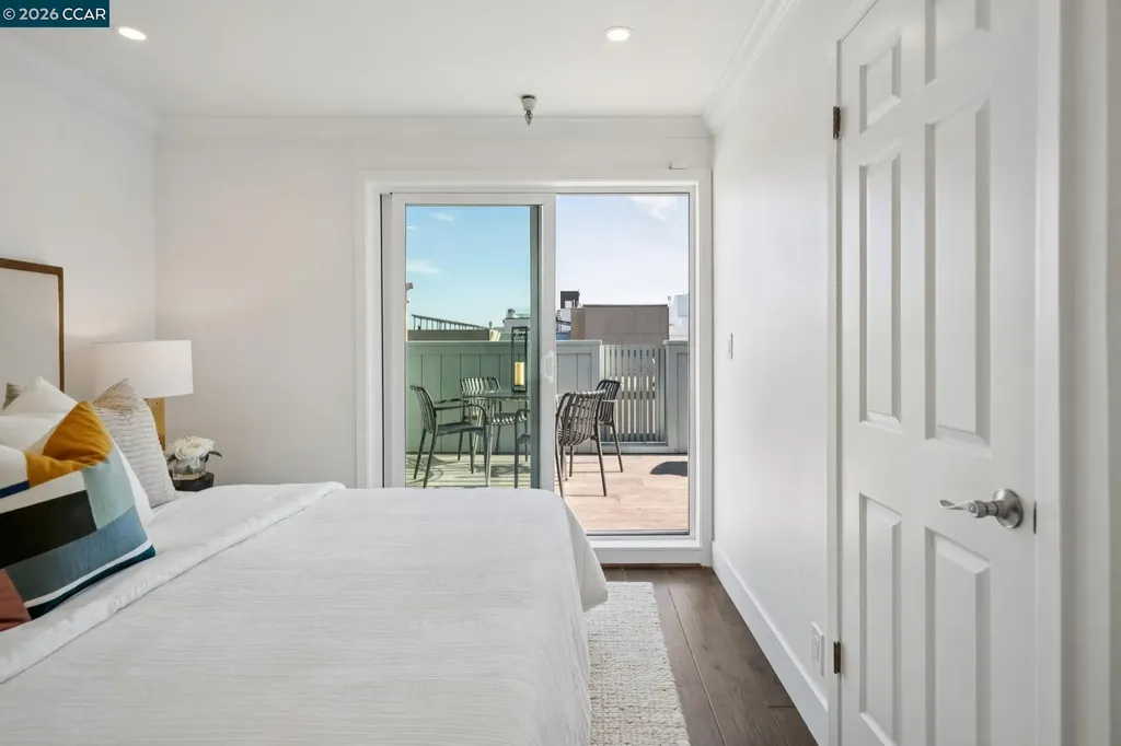 3058 Polk Street San Francisco CA 94109