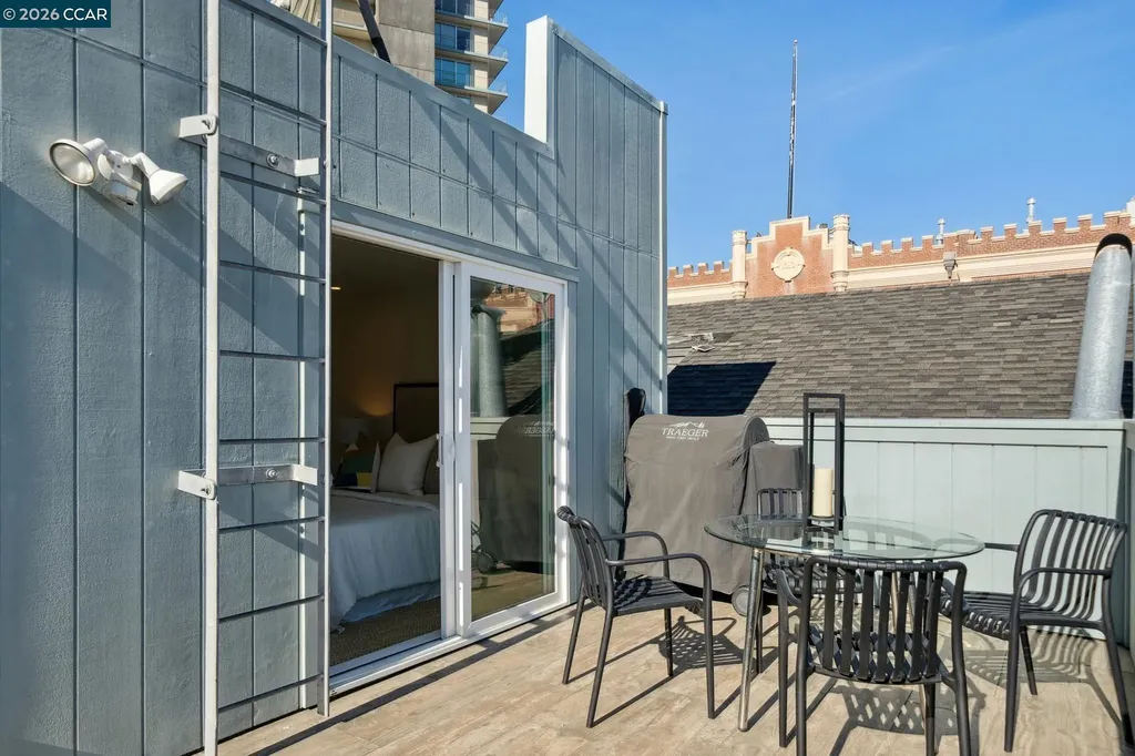 3058 Polk Street San Francisco CA 94109