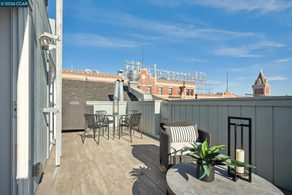 3058 Polk Street San Francisco CA 94109