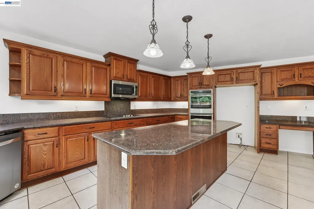 1147 Lomitas Avenue Livermore CA 94550