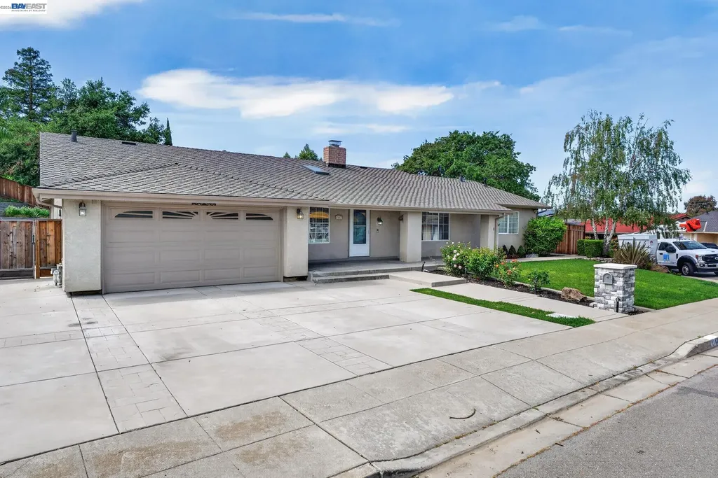 1147 Lomitas Avenue Livermore CA 94550
