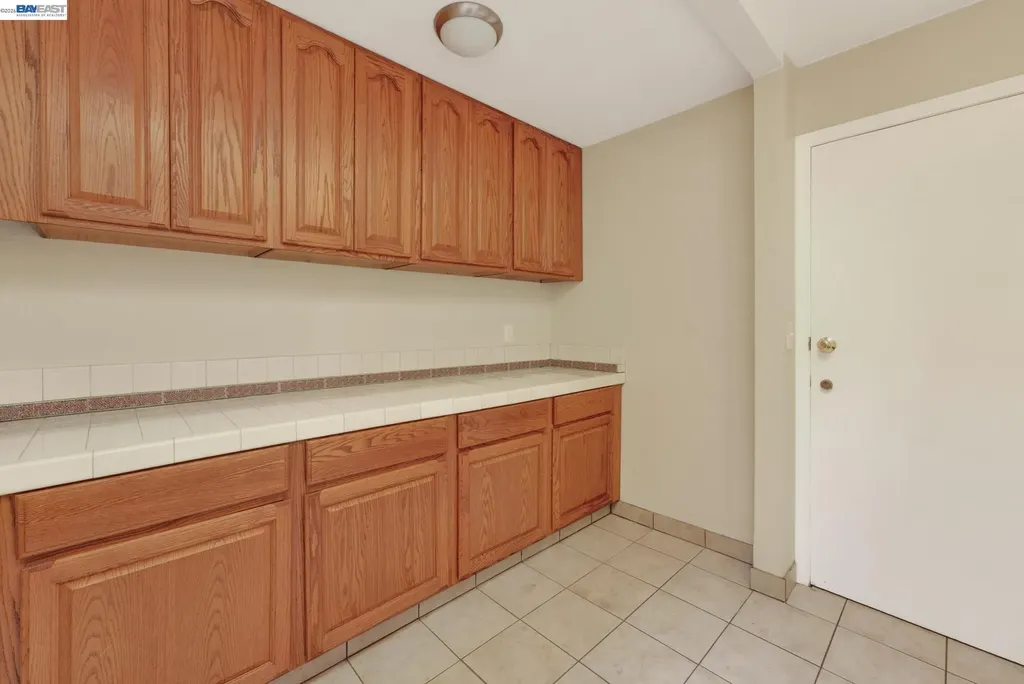 1147 Lomitas Avenue Livermore CA 94550