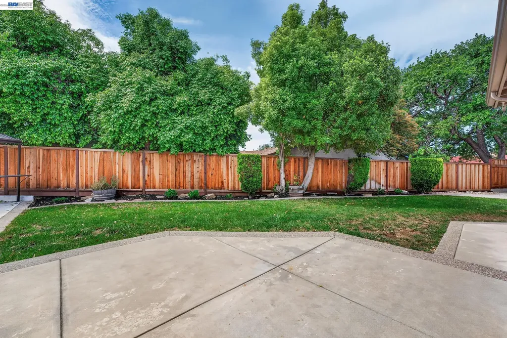 1147 Lomitas Avenue Livermore CA 94550