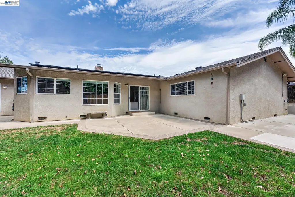 1147 Lomitas Avenue Livermore CA 94550
