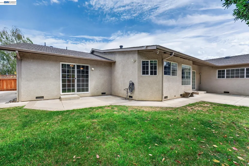 1147 Lomitas Avenue Livermore CA 94550