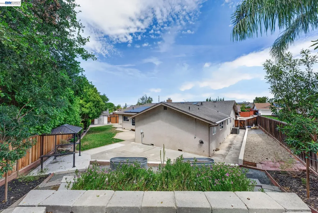 1147 Lomitas Avenue Livermore CA 94550