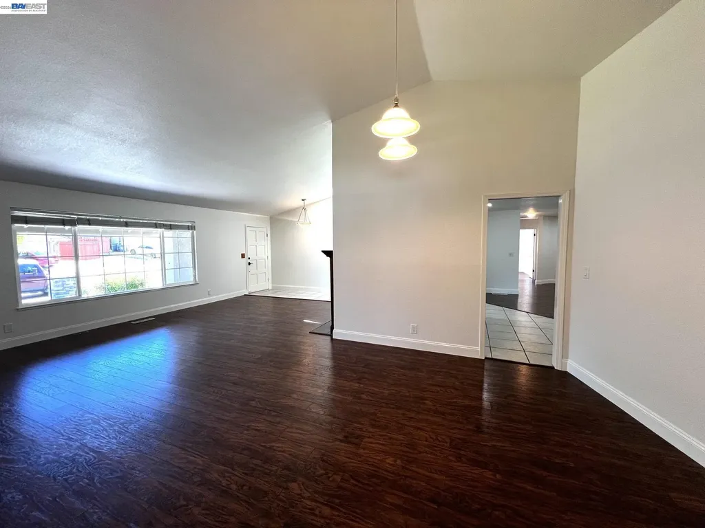 1147 Lomitas Avenue Livermore CA 94550