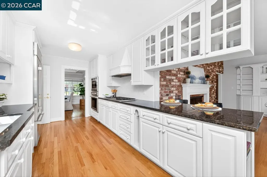 2201 Loch Lane Walnut Creek CA 94598