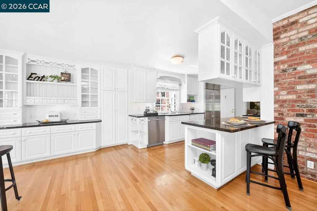 2201 Loch Lane Walnut Creek CA 94598