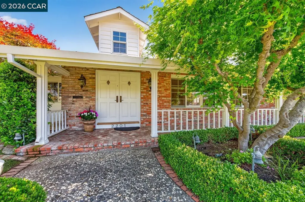 2201 Loch Lane Walnut Creek CA 94598