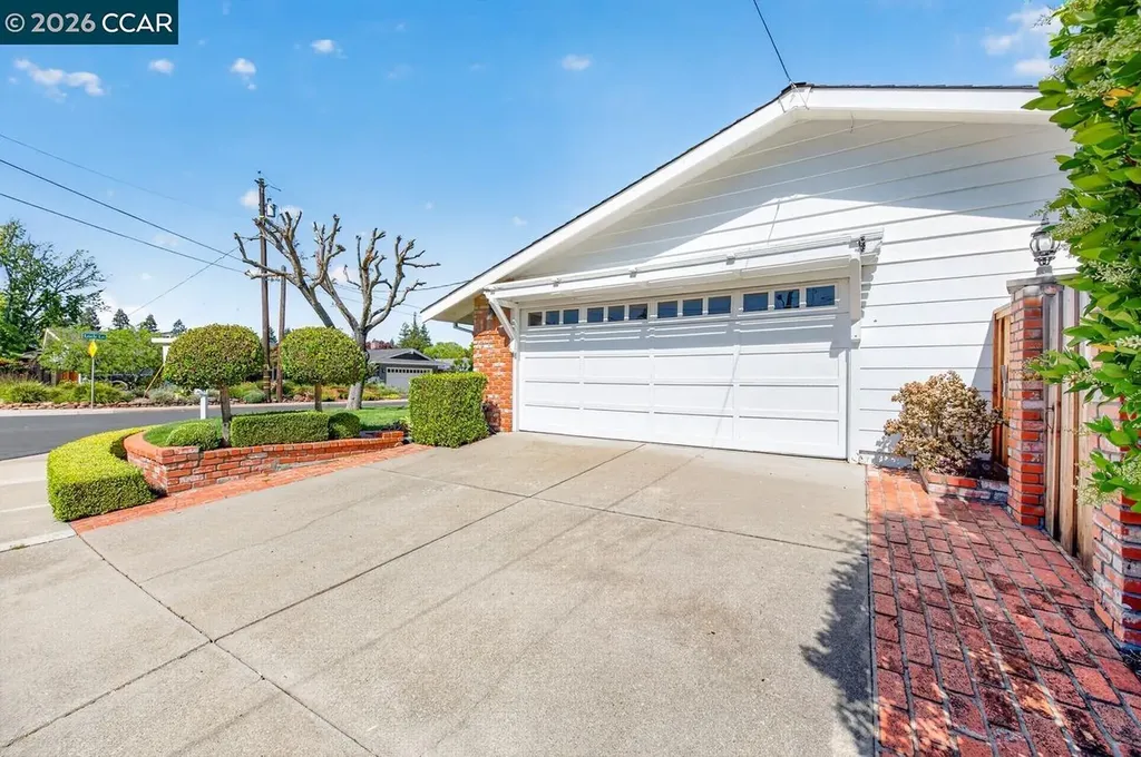2201 Loch Lane Walnut Creek CA 94598