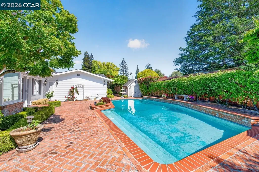 2201 Loch Lane Walnut Creek CA 94598