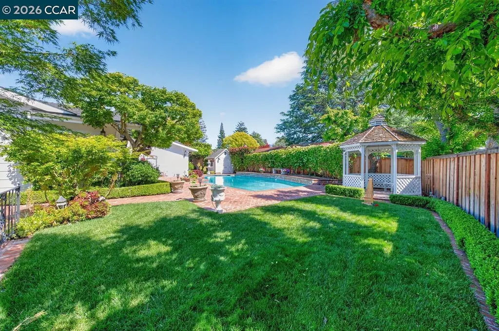 2201 Loch Lane Walnut Creek CA 94598
