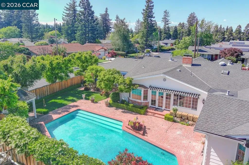 2201 Loch Lane Walnut Creek CA 94598
