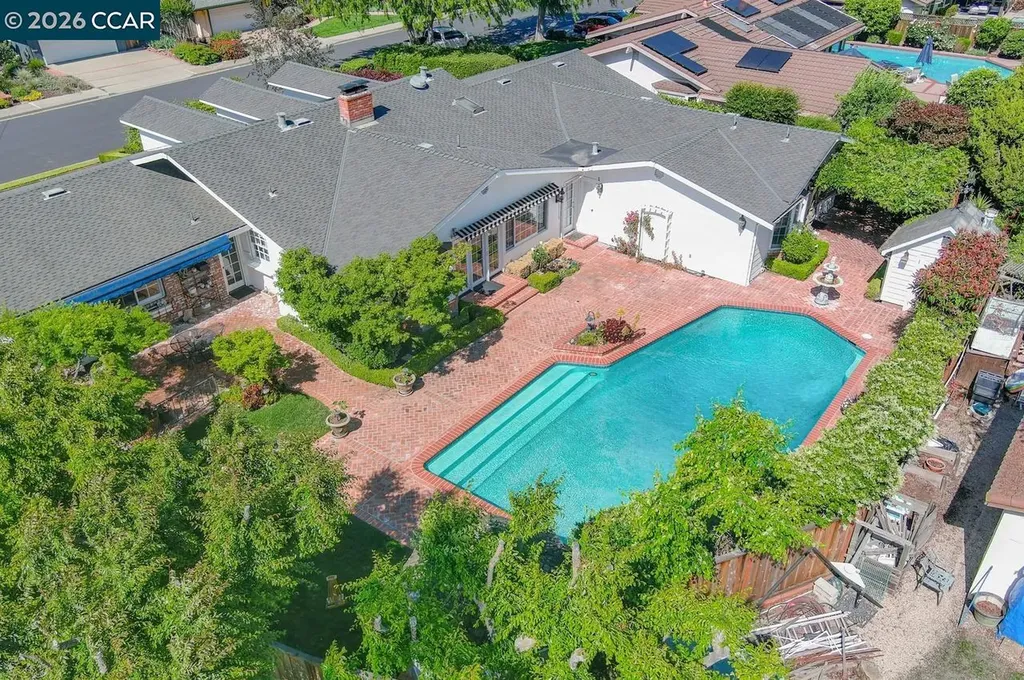 2201 Loch Lane Walnut Creek CA 94598