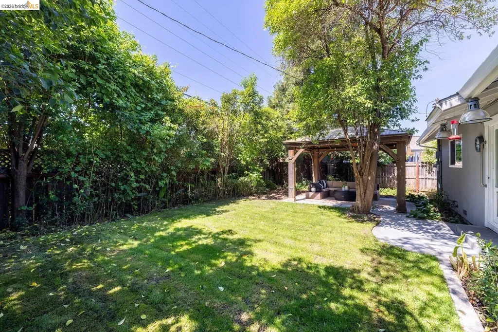 236 Plum Vacaville CA 95688
