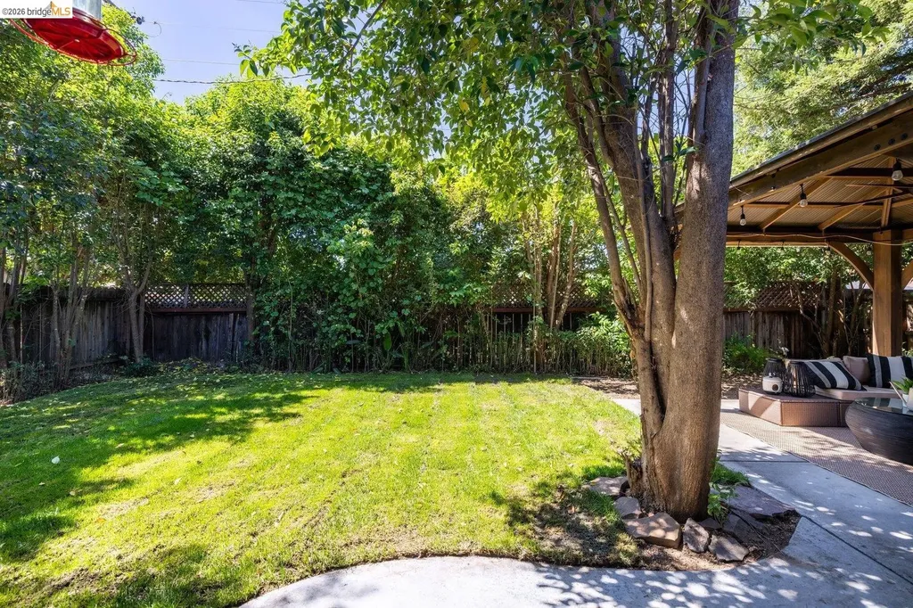 236 Plum Vacaville CA 95688