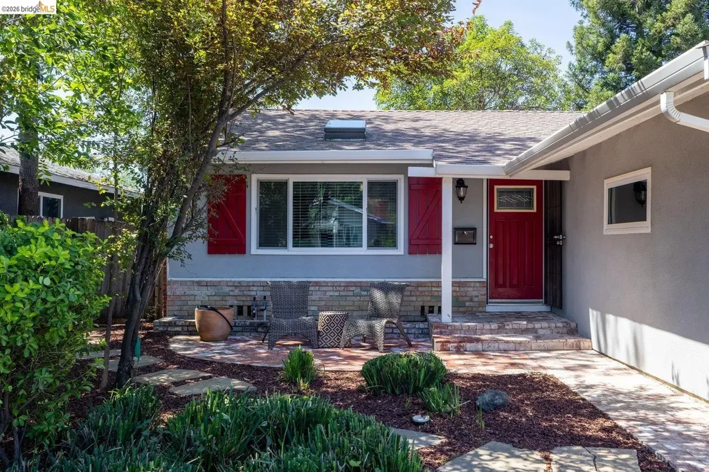 236 Plum Vacaville CA 95688