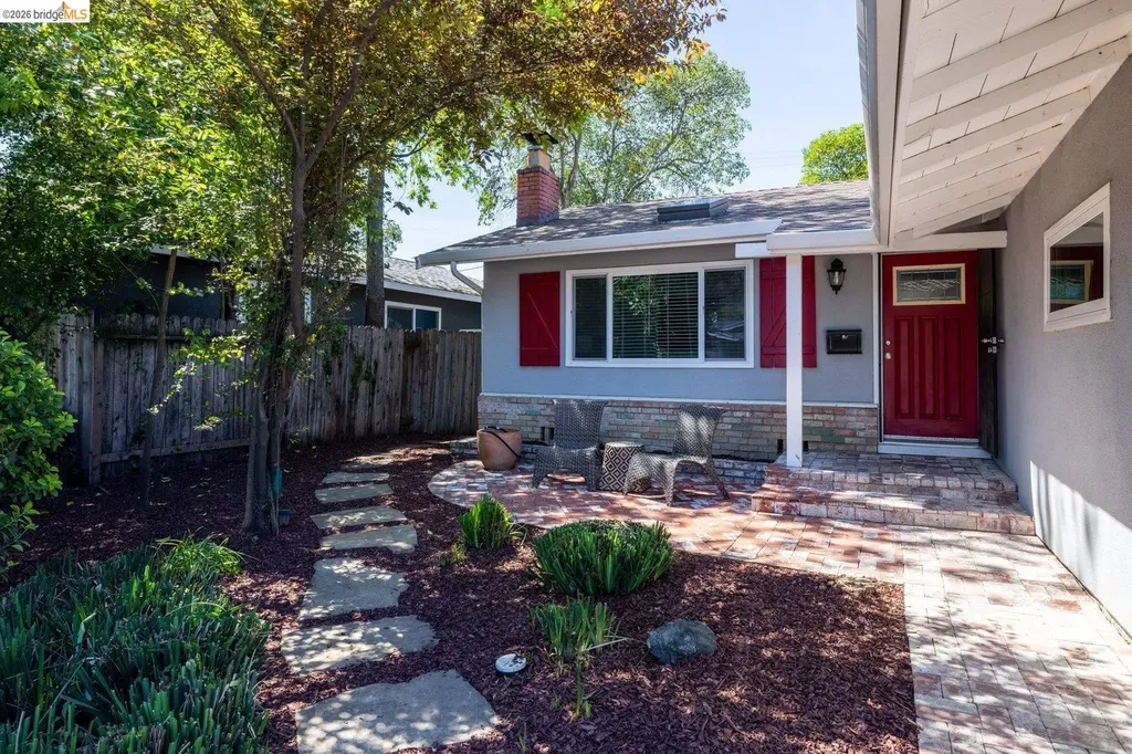 236 Plum Vacaville CA 95688