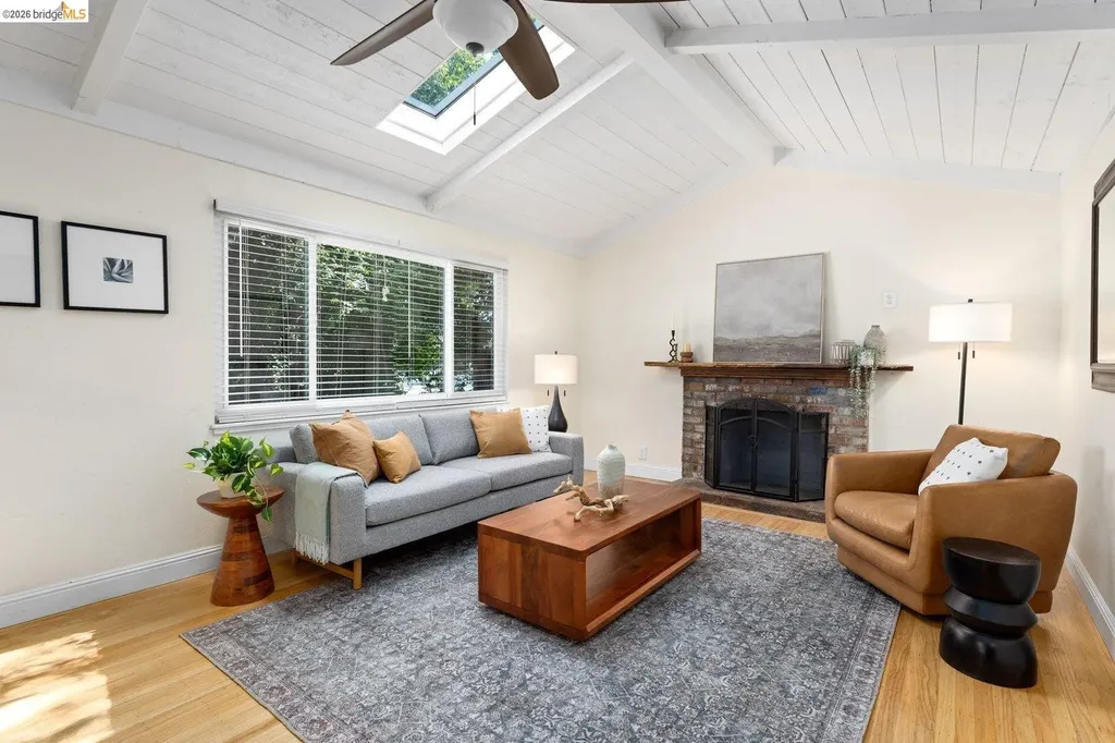 236 Plum Vacaville CA 95688