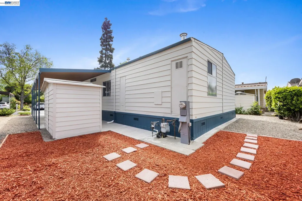 29315 Harpoon Way Hayward CA 94544