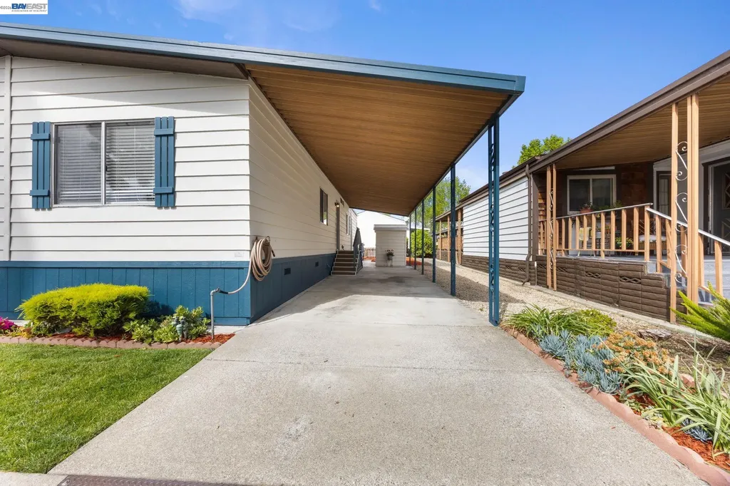 29315 Harpoon Way Hayward CA 94544