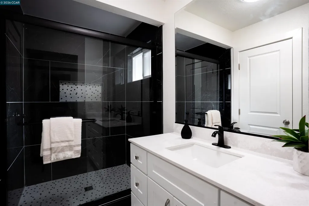 58 Solano Avenue Bay Point CA 94565