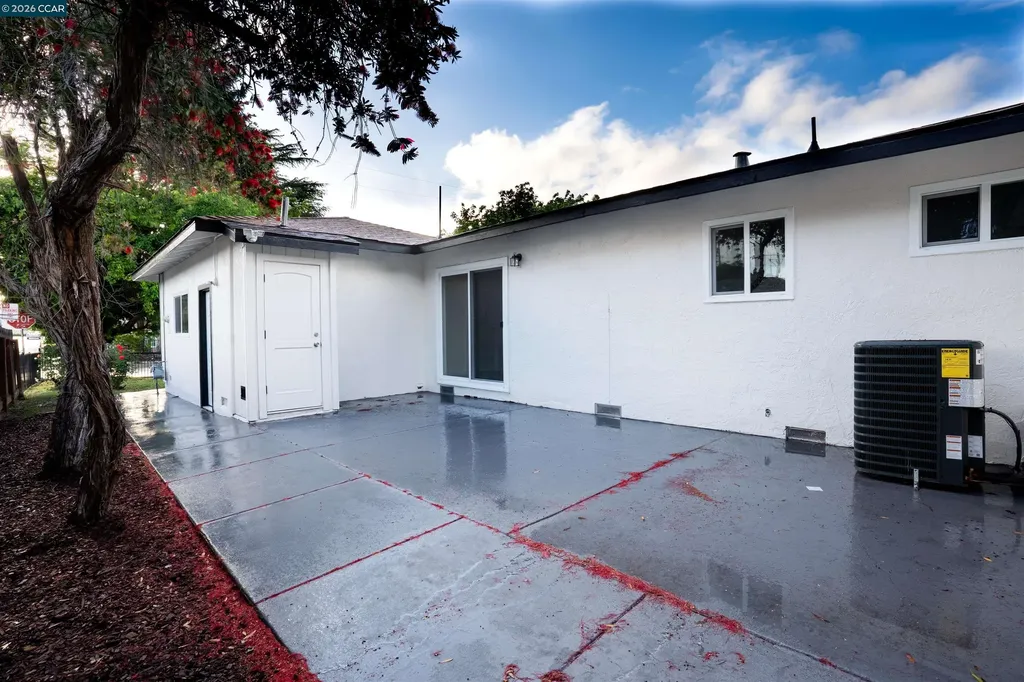58 Solano Avenue Bay Point CA 94565