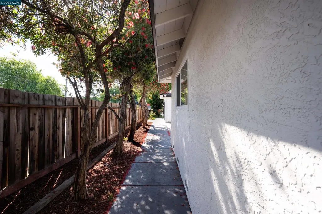 58 Solano Avenue Bay Point CA 94565