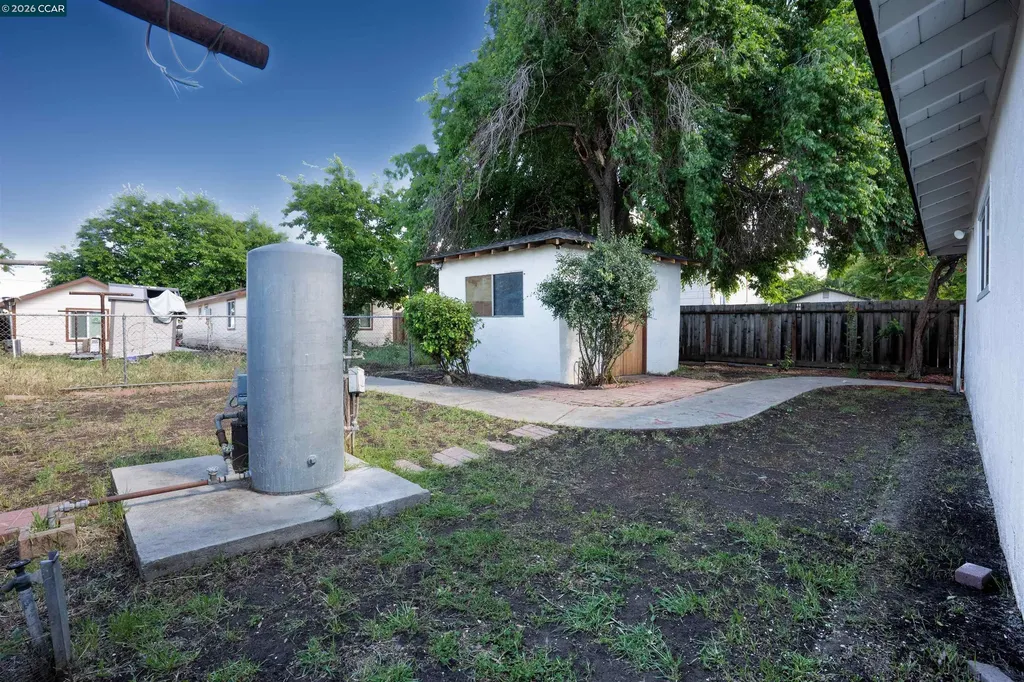 58 Solano Avenue Bay Point CA 94565