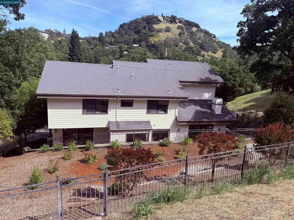 58 Saddle Road Walnut Creek CA 94595