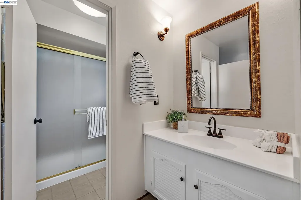 36126 Fanshawe Court Fremont CA 94536