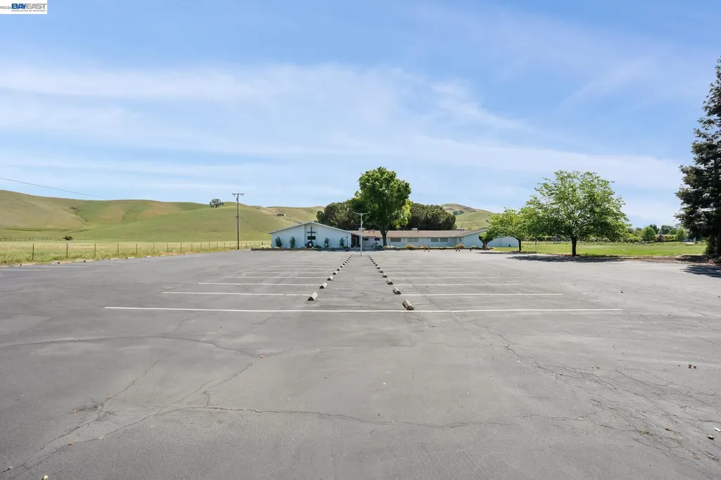 6656 Alisal Street Pleasanton CA 94566
