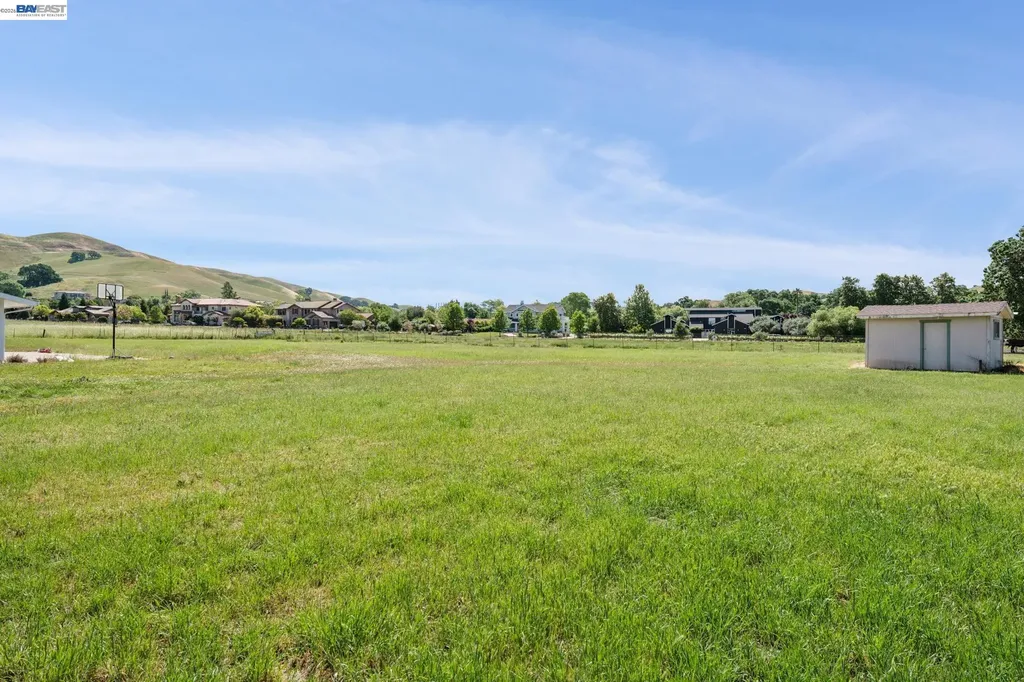 6656 Alisal Street Pleasanton CA 94566