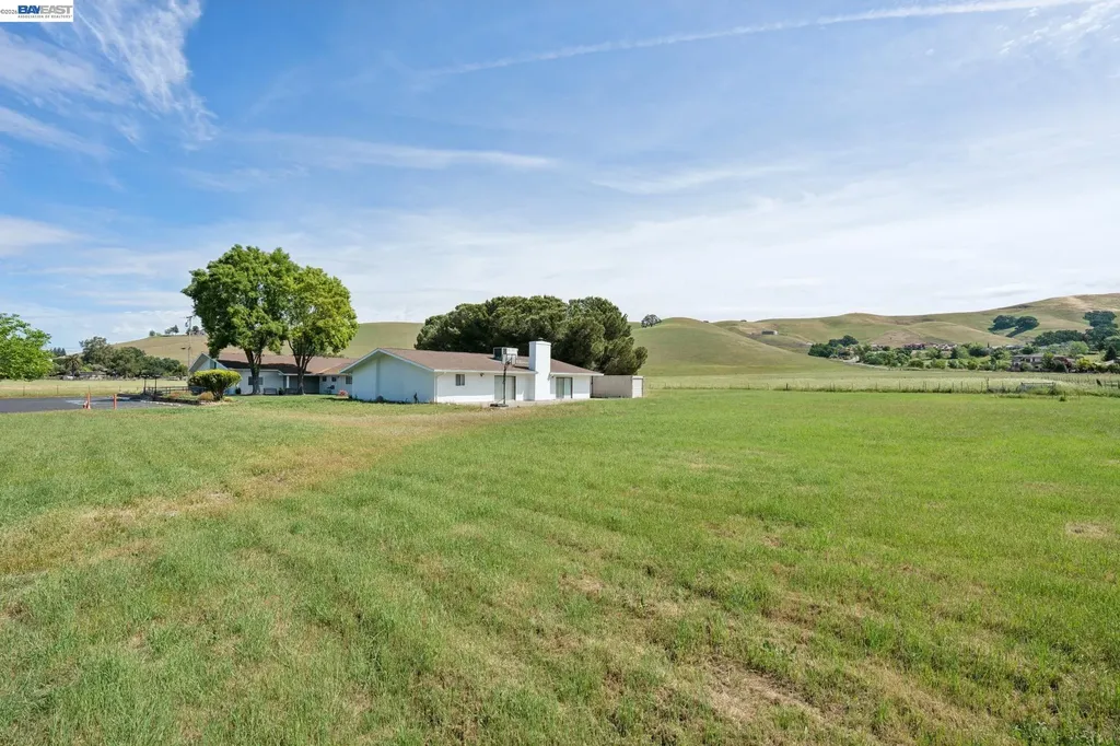 6656 Alisal Street Pleasanton CA 94566
