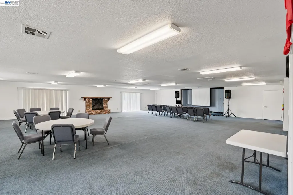 6656 Alisal Street Pleasanton CA 94566