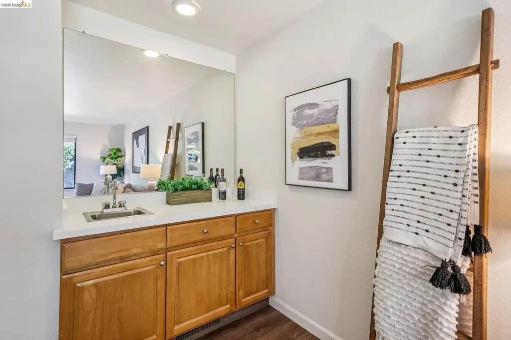 61 Parkview Terrace San Pablo CA 94806