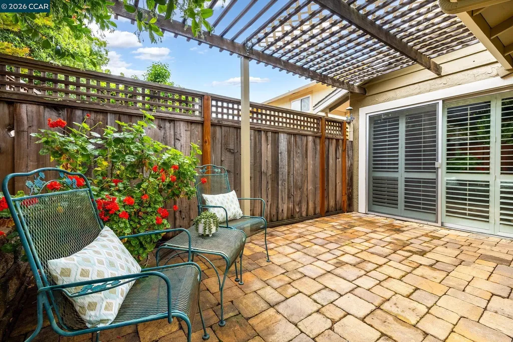 2095 Robb Road Walnut Creek CA 94596